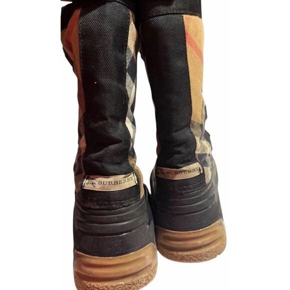 Burberry Nova Check Weather Resistant Lug Sole Tie Snow Boots Size US 6 - Picture 11 of 16